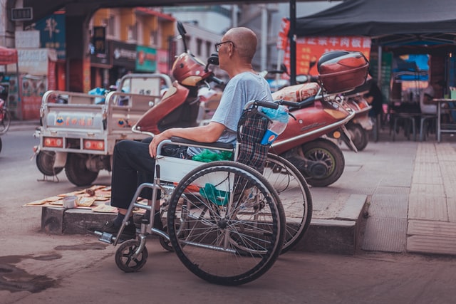 夢見輪椅是什麼意思？