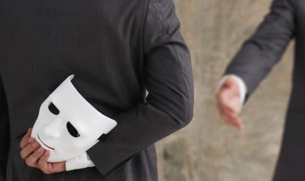 情緒操縱者：它是什麼、特徵以及如何識別它