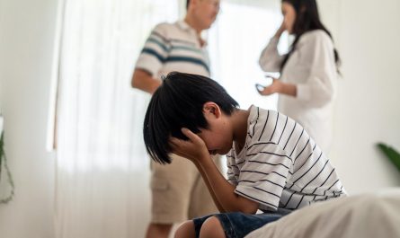 不安全的依戀：它是什麼、類型以及如何處理它