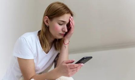 自戀者對非接觸的感受