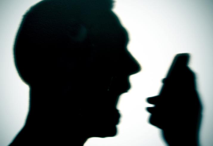 情感虐待：它是什麼、類型、後果和跡象