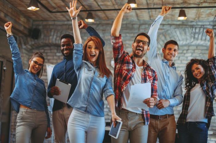 適合兒童和成人的有趣演示動態