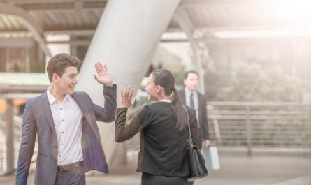 如何與暗戀對象開始對話