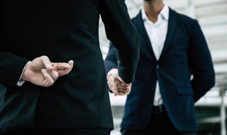 如何識別騙子？了解我們為什麼說謊