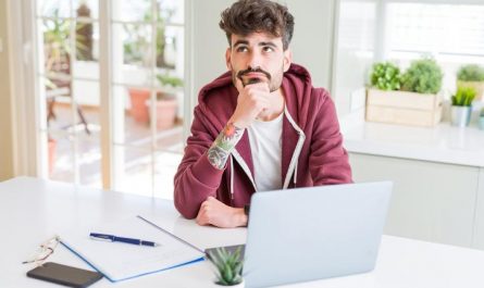 怎麼知道你是否在想我： 11 個跡象表明您的暗戀對象正在想著您