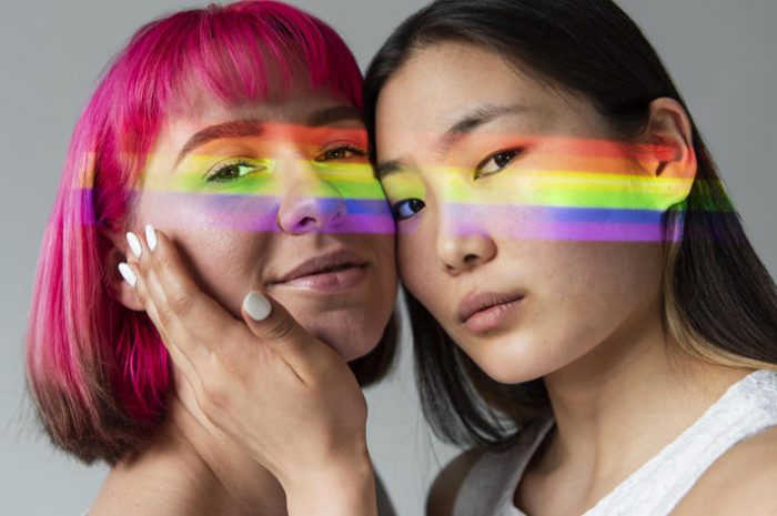 什麼是酷兒行為，以及為什麼它會傷害LGBTQ+社群