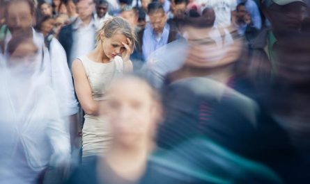 悲傷是因為智慧造成的嗎？