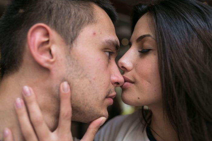 什麼是蝴蝶之吻？意義以及如何給予