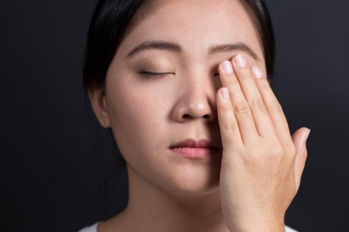 如何擺脫神經性抽動？神經性抽動為何會發生