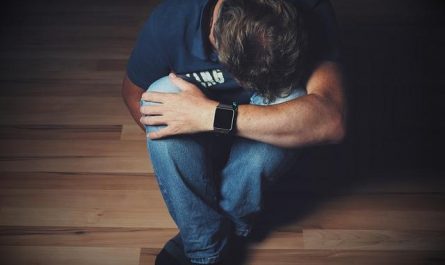 如何在不服藥的情況下克服憂鬱症