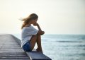 心境惡劣：定義、症狀與治療
