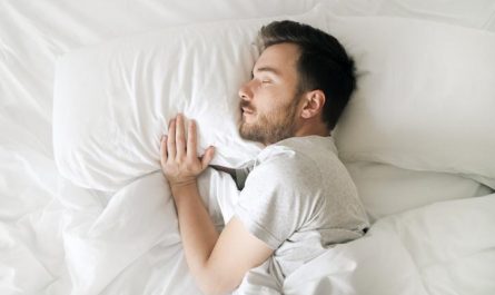 偏頭痛症：是什麼、症狀、成因、後果與治療