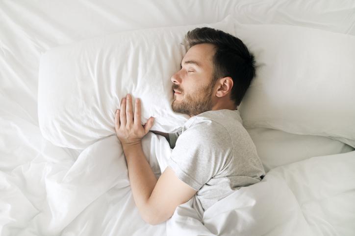 偏頭痛症：是什麼、症狀、成因、後果與治療