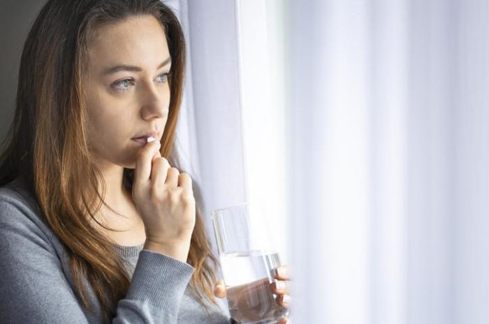服用抗憂鬱藥後感覺更糟，這正常嗎？
